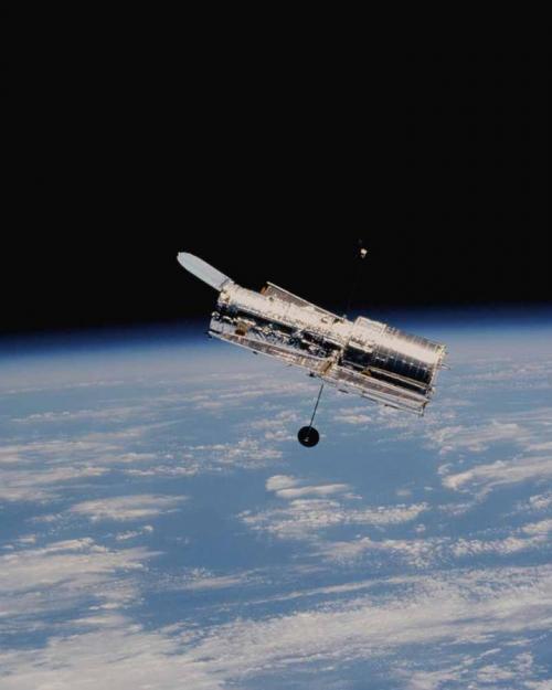 		Hubble Space Telescope
	