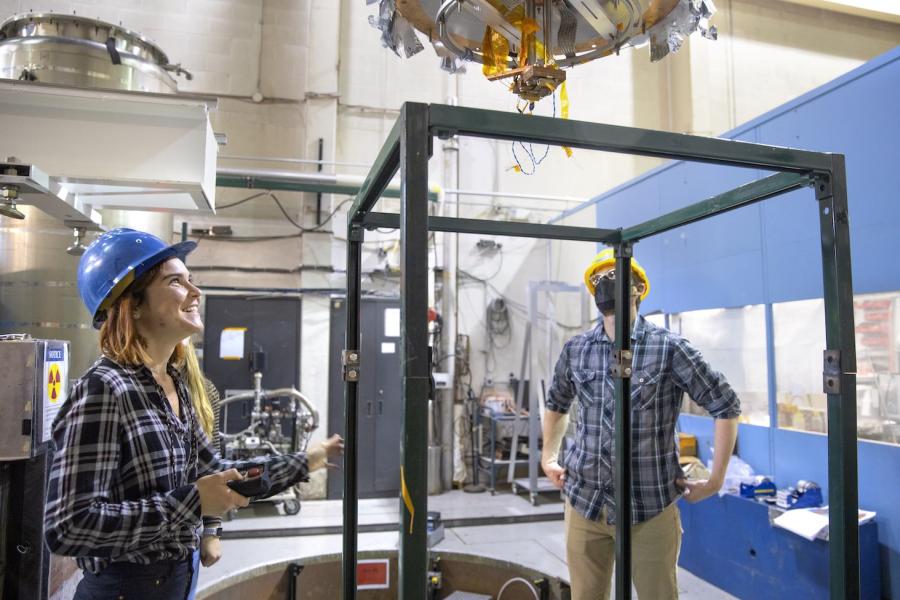 Students working in Newman Lab